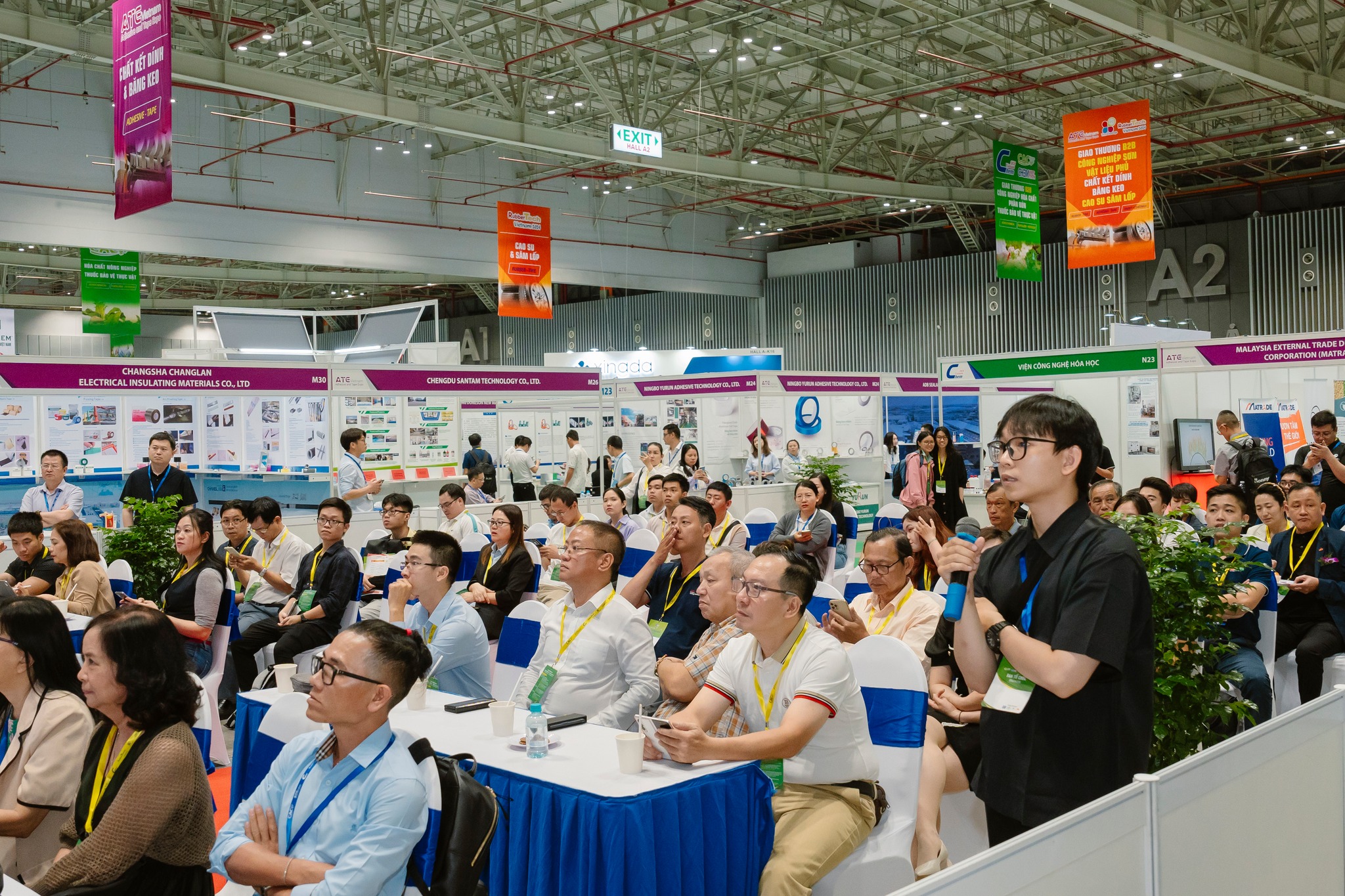 Ảnh minh họa: Hội thảo chuyên ngành tại VINACHEM EXPO 2024.